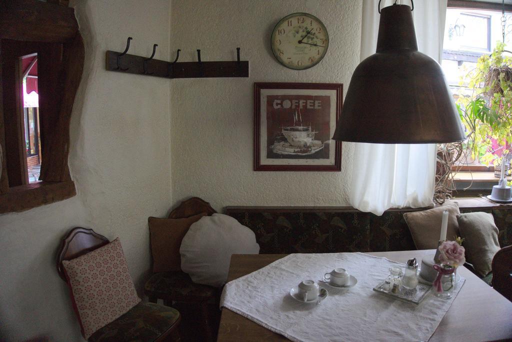 Hotel Garni Altes Winzerhaus Moselschaenke Kobern-Gondorf Kültér fotó